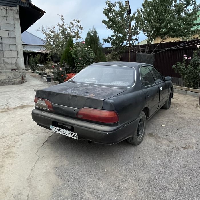 Toyota Vista sv30 2литр