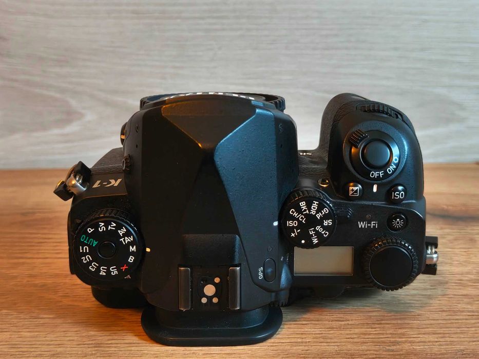 Pentax K1(22к кадри) с обективи