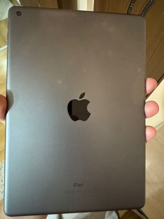 iPad 9 (2021) 256GB Wi-Fi – stare foarte bună