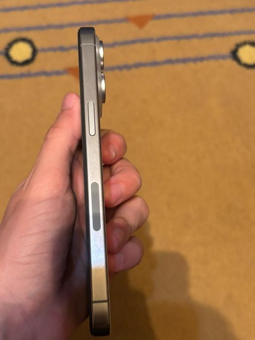 iPhone 15 pro max оригинал