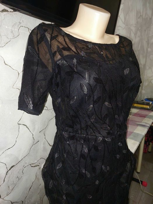 Женское вечернее платье