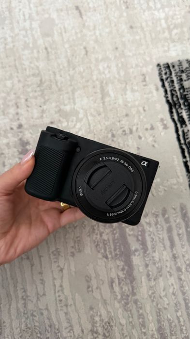 Продам Sony ZV- E10