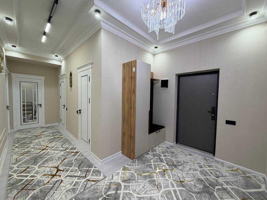 3х комнатная квартира на 3 этаже 97кв/м, в Самарканде