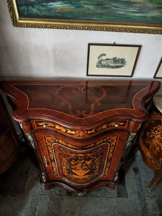 Барокова шкаф с интарзия