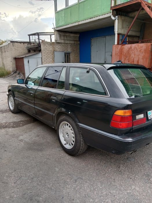 Продам авто BMW универсал