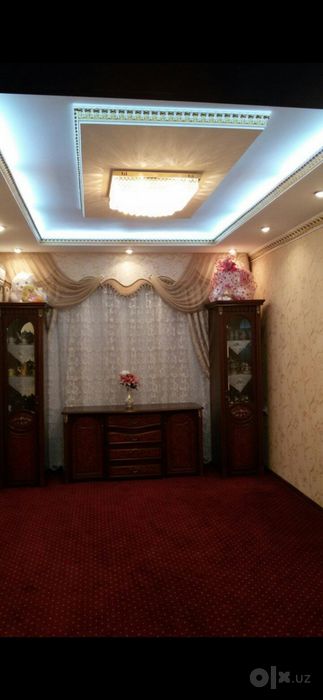 Продаю для гостиной