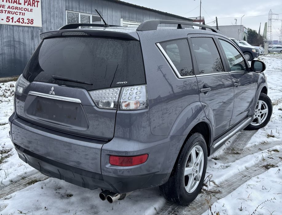 Mitsubishi Outlander 2011 Euro 5 4X4 Blocabil Piele Navi Camera Diesel