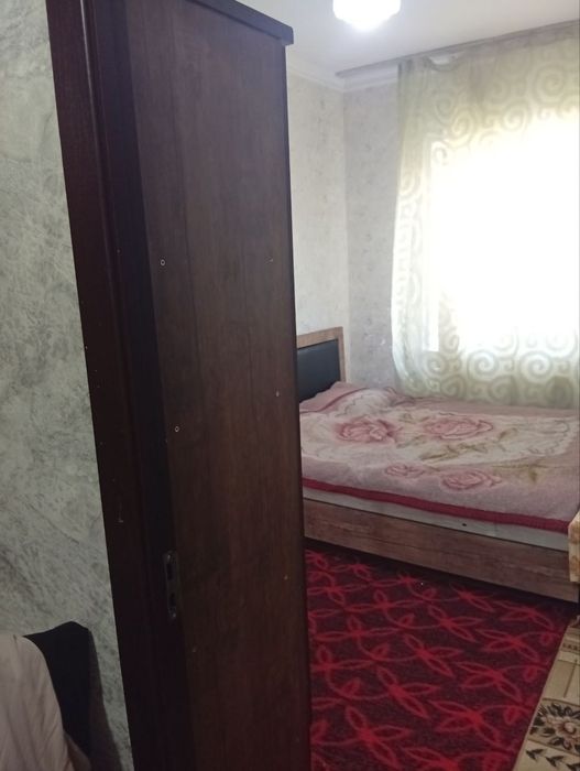 Beruniy aloqa g blokda dom sotiladi 3 xonali remont qilingan