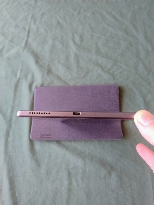 Таблет lenovo tab m10 hd  4gb / 64gb.
