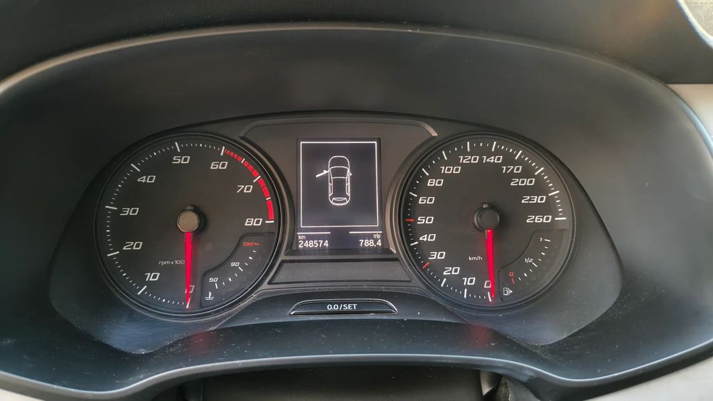 Seat Leon 2013 benzină, 6.031 € — imagine 2