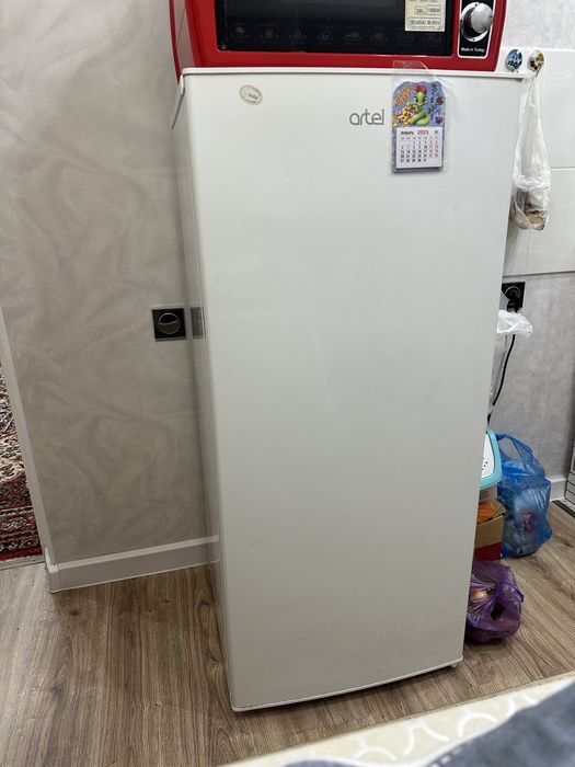 Холодильник сатылады