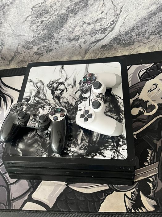 Продаю Sony PlayStation 4 pro на 1 тб