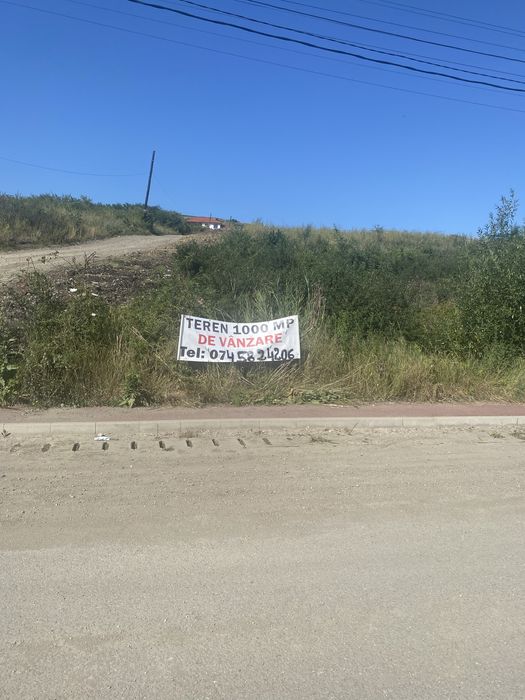 Teren de vanzare