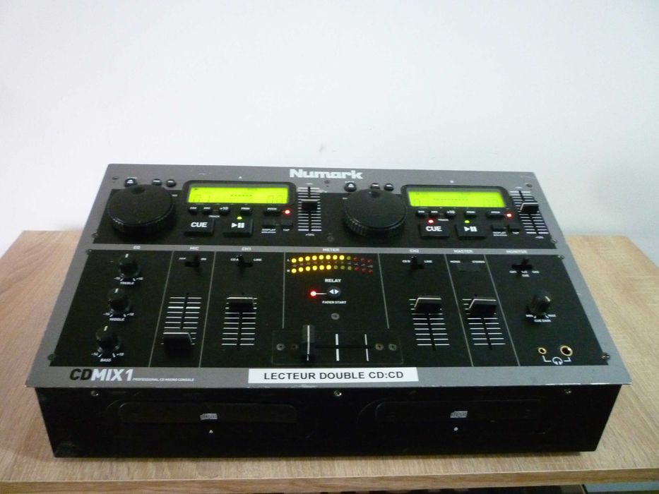 cd player  NUMARK