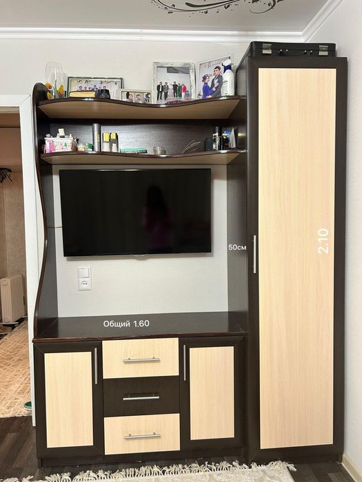 Шкаф для гостинной