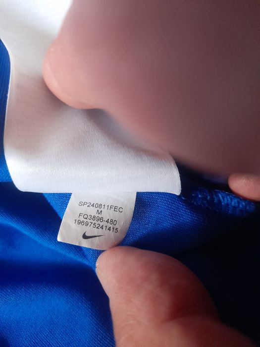 Nike dri fit мъжки тениски M размер 2броя.