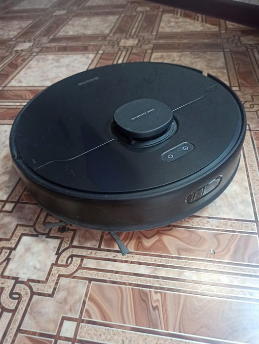 Продам робот пылесос