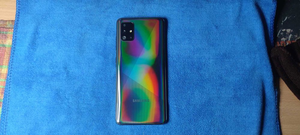 Продам телефон Samsung A51 4\64