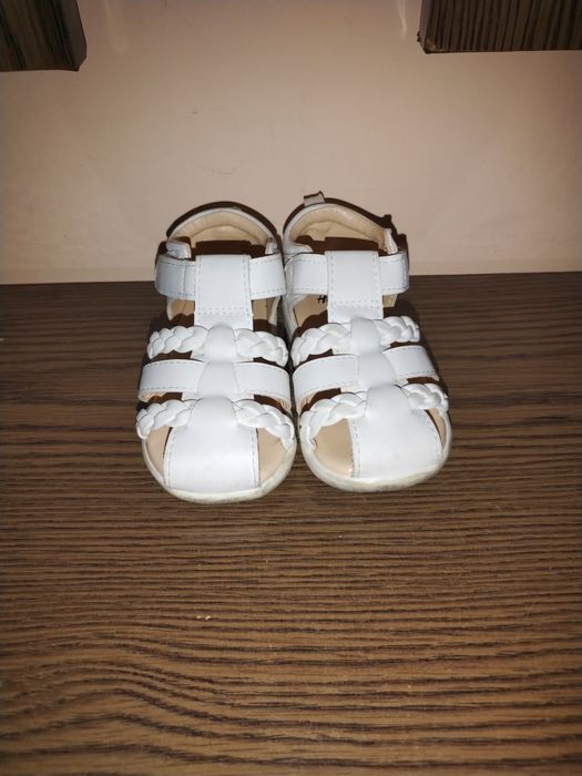 Детски обувки  по 10лв чифта