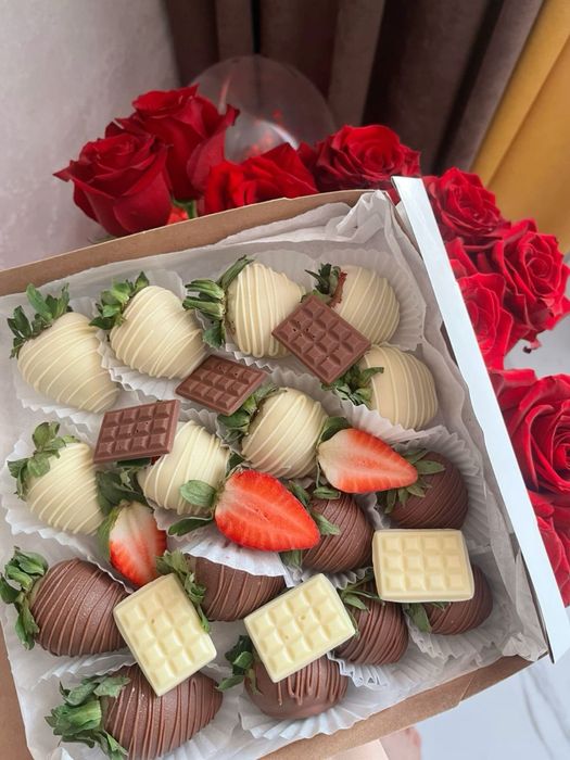 Клубника в шоколаде Алматы