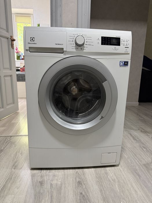 Стиральная машина Electrolux 6 кг Б/у