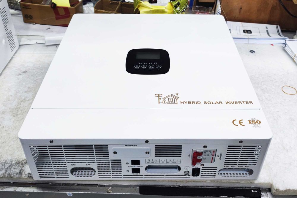 Хибриден соларен инвертор 5 kW
