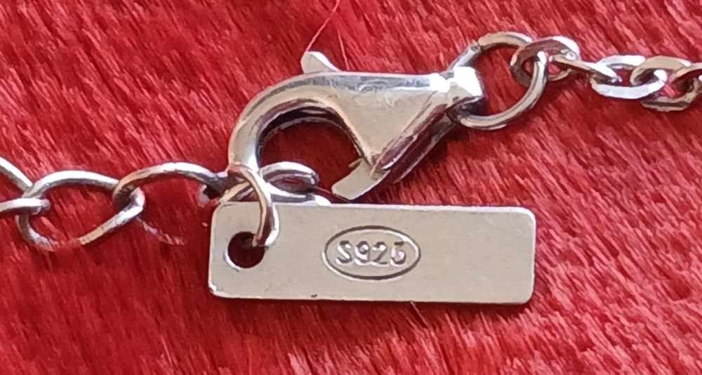 Браслет с нежными узорами из серебра