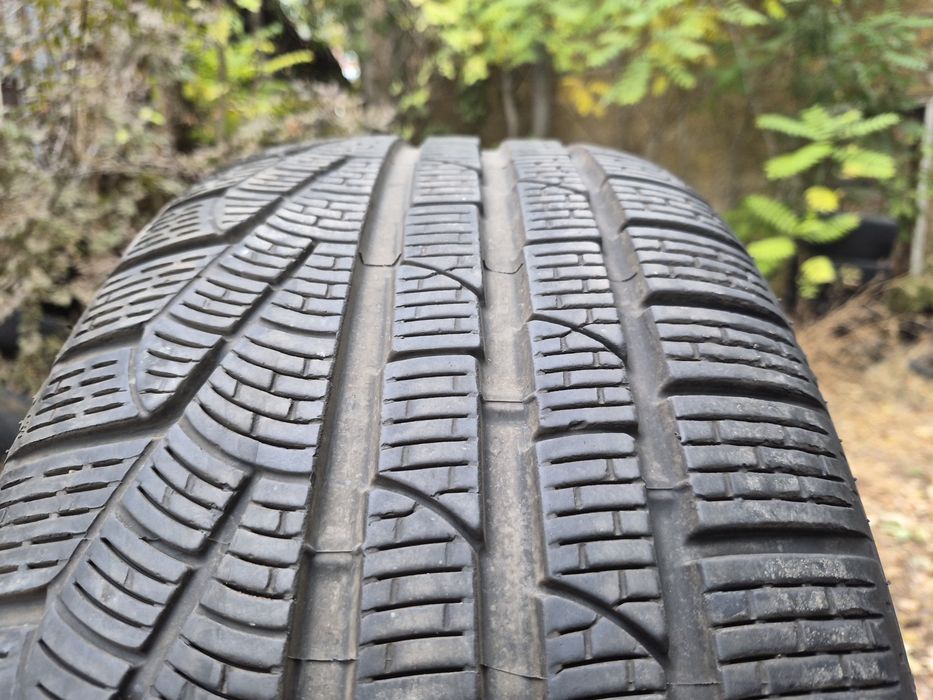1бр. 245 40 20 Pirelli RunFlat зимна.