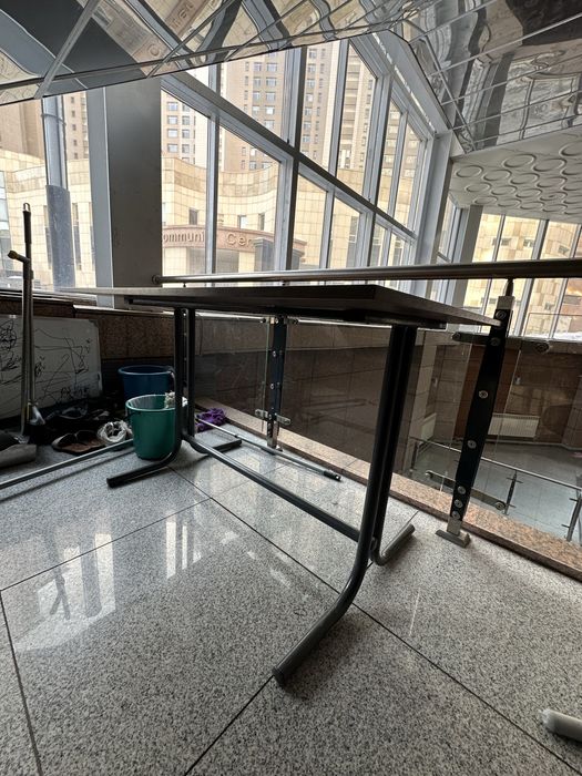 Стол офисный б/у 5000  тенге