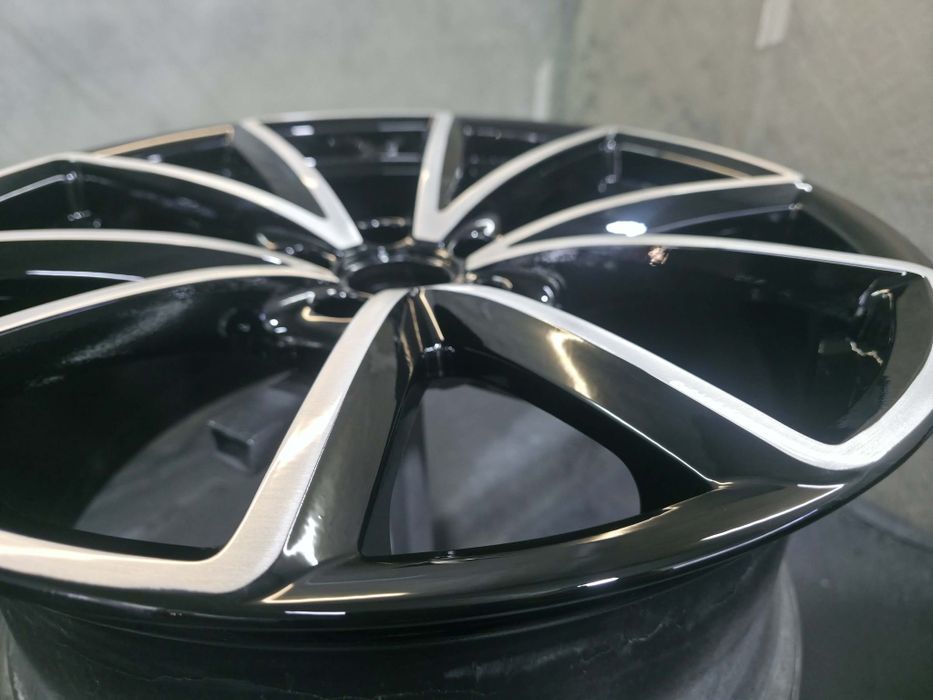 ОЕМ Джанти  19" 5х112, ET40 8.5J, s4 rs4 audi 19 Hankook 245/40/19