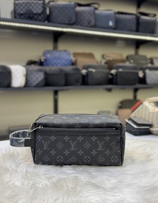 Мъжка чанта / Louis vuitton