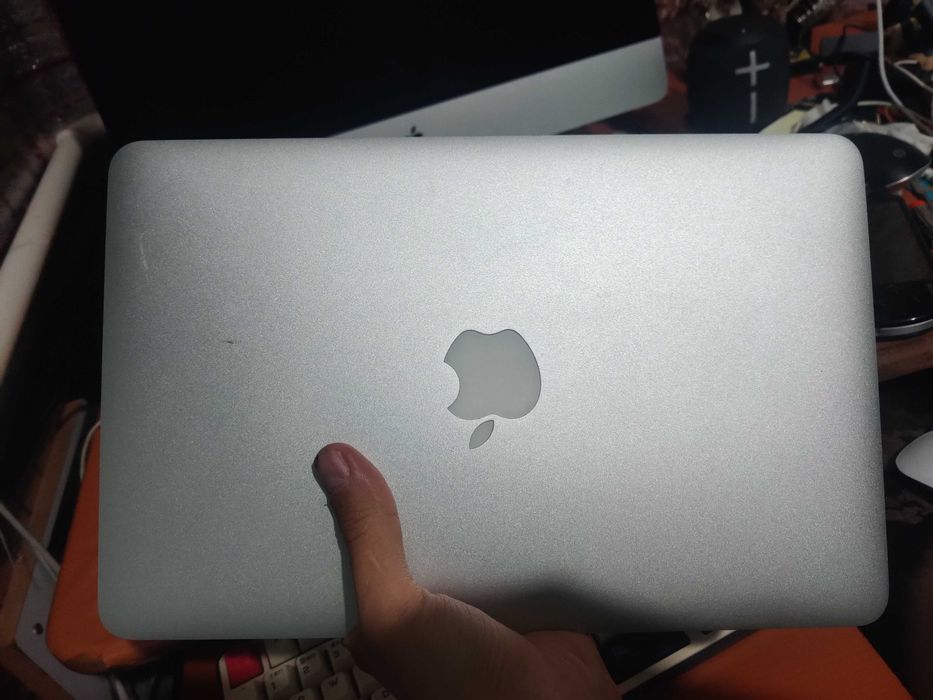 Macbook Air 11" Mid 2011 - A1369