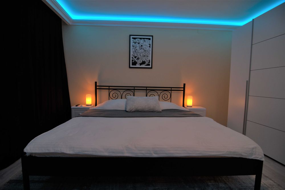 Apartament 2 camere - complet renovat , utilat , mobilat