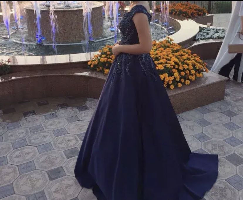 Платье от бренда T&J