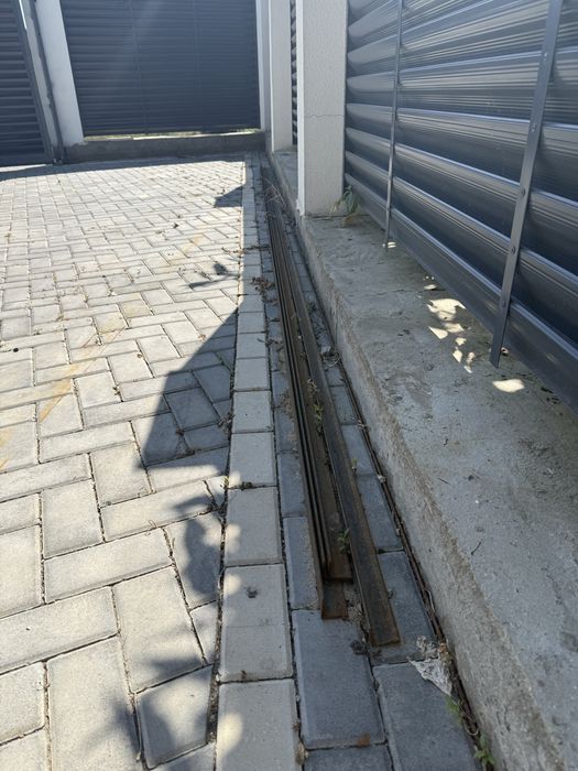 Продам металлический уголок