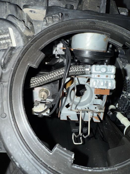 Far stanga bmw seria 3 f30 nonfacelift bixenon adaptiv