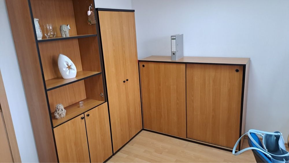 Гардероб за документи