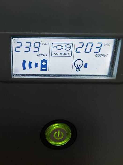 UPS 1500VA/900W, FSP EP 1500, Line-inter, 3 Prize Schuko, 12V/9 Ah x 2