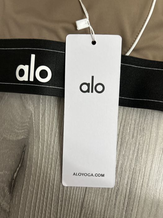 Bustiera maro alo yoga noua cu eticheta