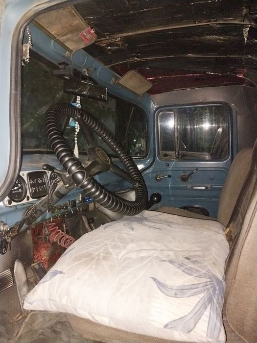 Zil samosval 130