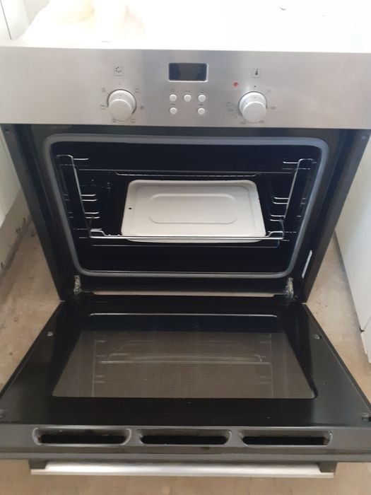 Духовой шкаф фирмы бош
