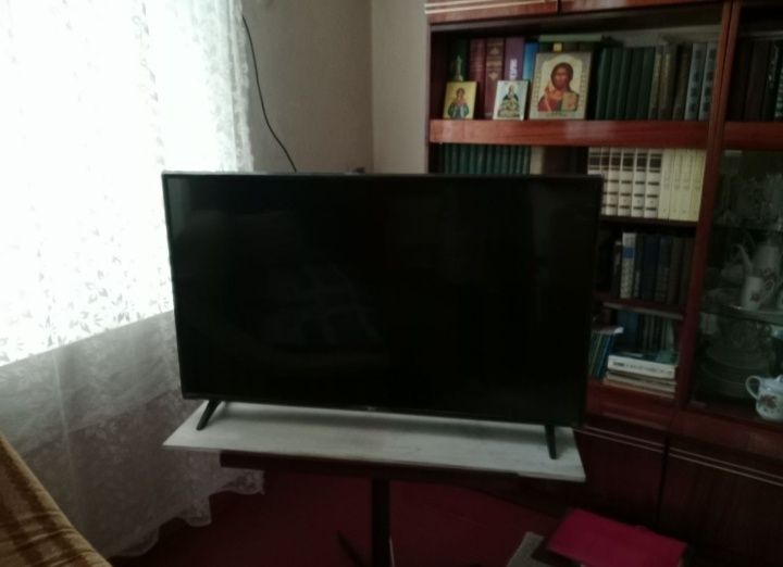 Продается телевизор