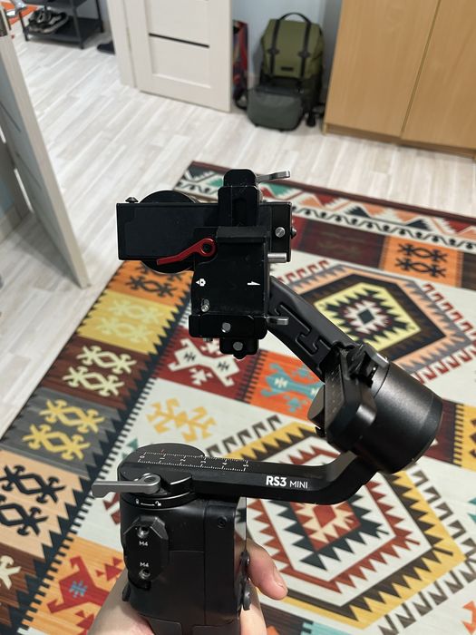 Стабилизатор DJI RS 3 mini