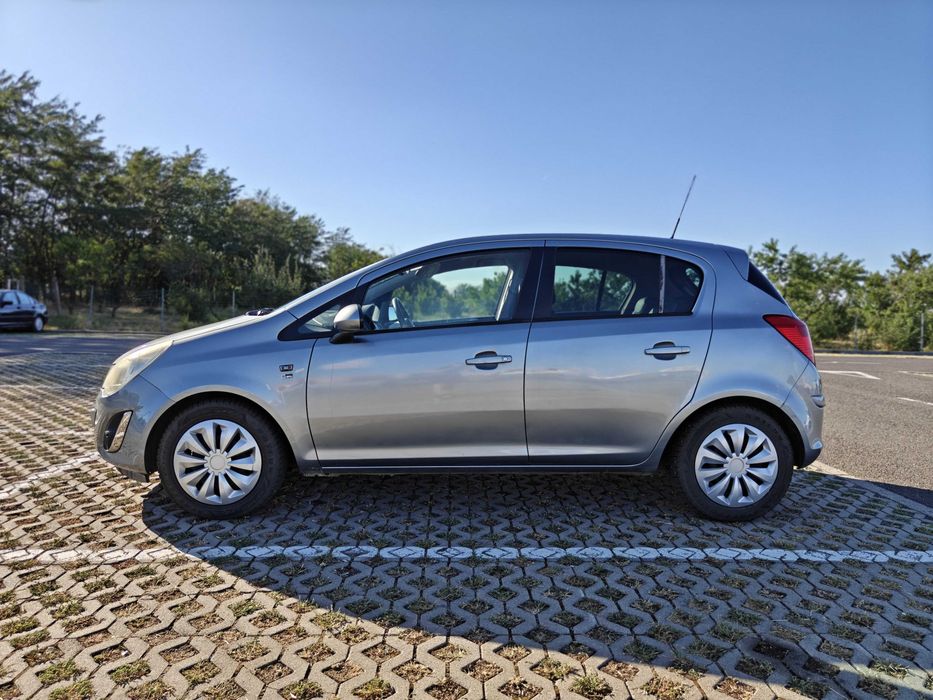 Opel Corsa D 1.2 Benzina 85CP Automata 2012 110.000km reali Euro 5