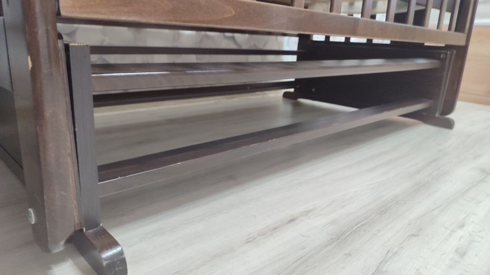 Продам детскую кроватку