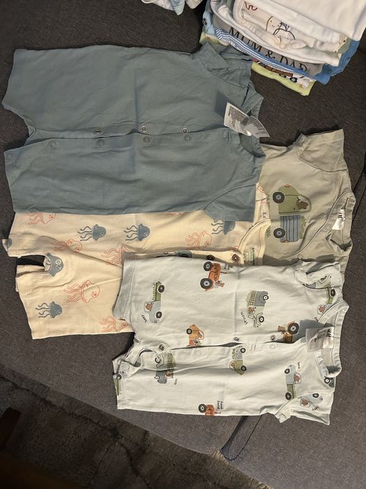 Лот от бебешки дрешки 0-3м