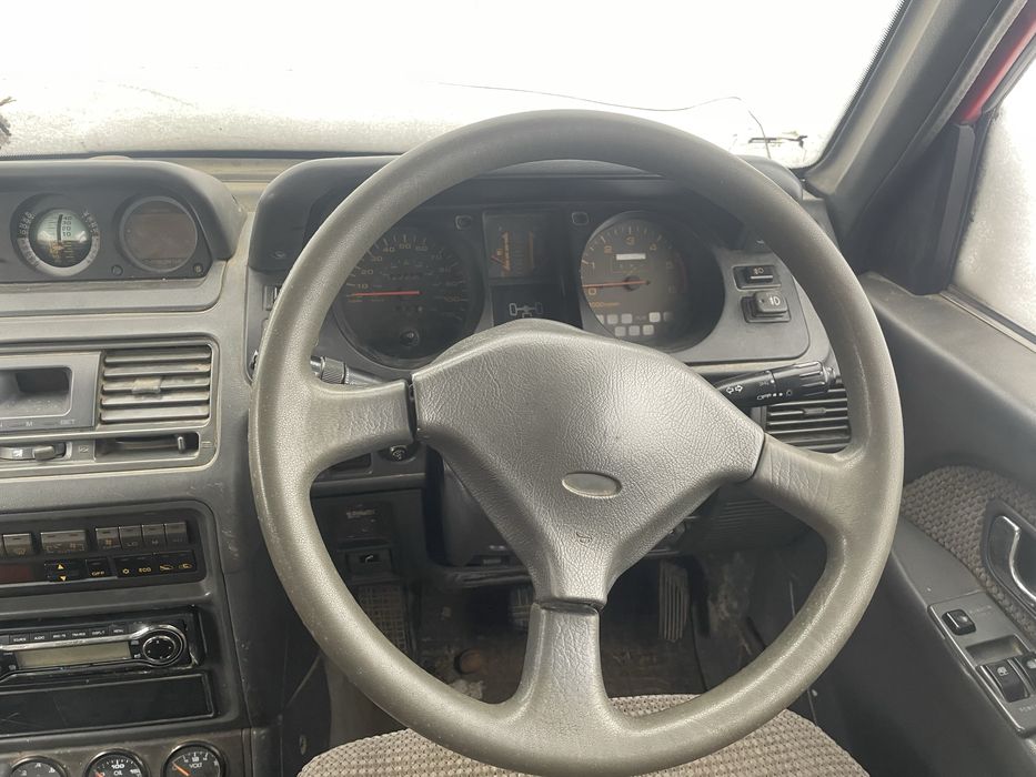 Vând mitsubishi pajero