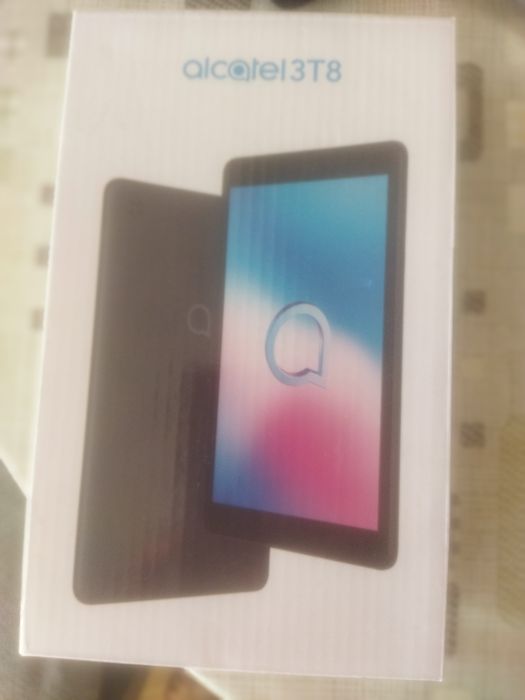 Таблет ALKATEL 3T8