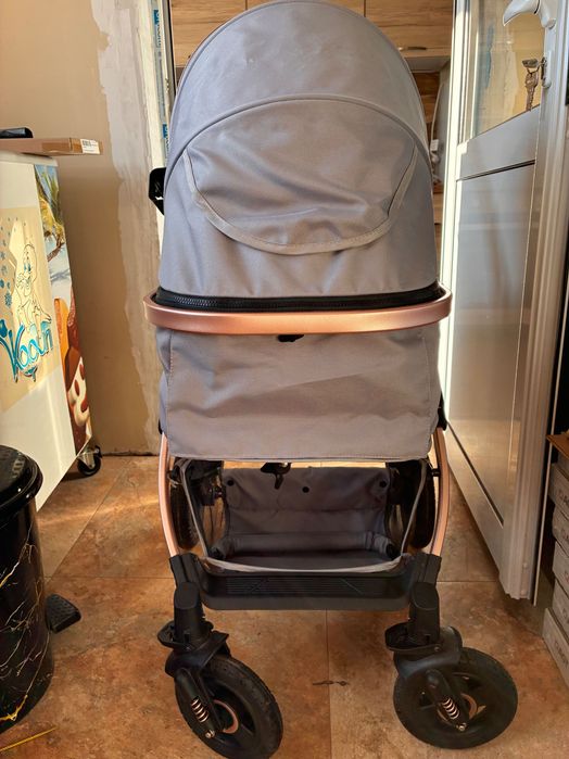 Бебешка количка Kikaboo Scarlet