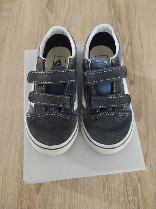 Детски обувки на Vans